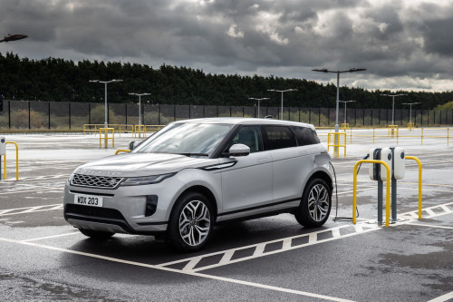 Электрические внедорожники Land Rover: чего ждать в 2025 году?