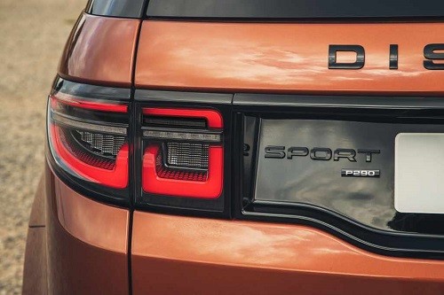 LAND ROVER DISCOVERY SPORT: СОВЕРШЕНСТВЕН ДЛЯ СЕМЕЙНЫХ ПРИКЛЮЧЕНИЙ
