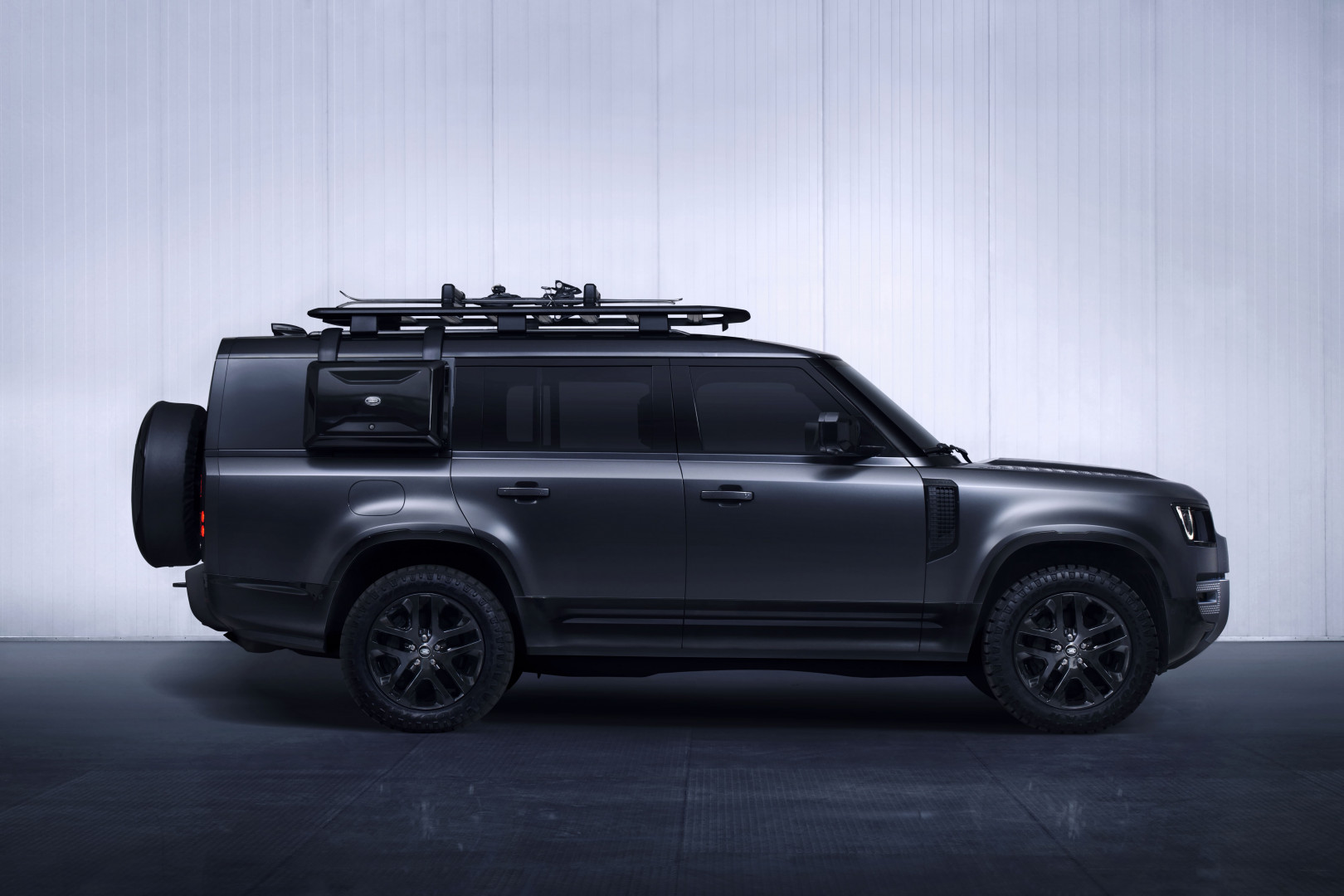 DEFENDER 130 OUTBOUND РАСШИРАЕТ МОДЕЛЬНЫЙ РЯД САМОГО ПРОХОДНОГО ВНЕДОРОЖНИКА