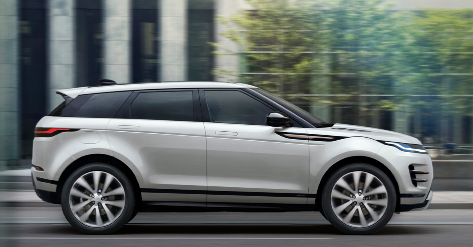 Топ-5 порад для економії пального на Land Rover в міських умовах