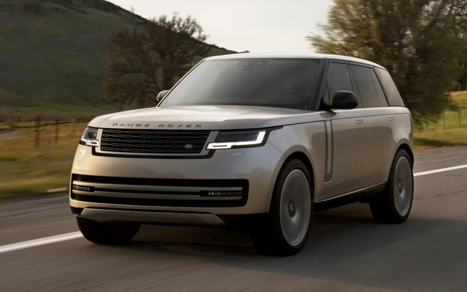 Почему Range Rover (L460) стал эталоном премиального класса