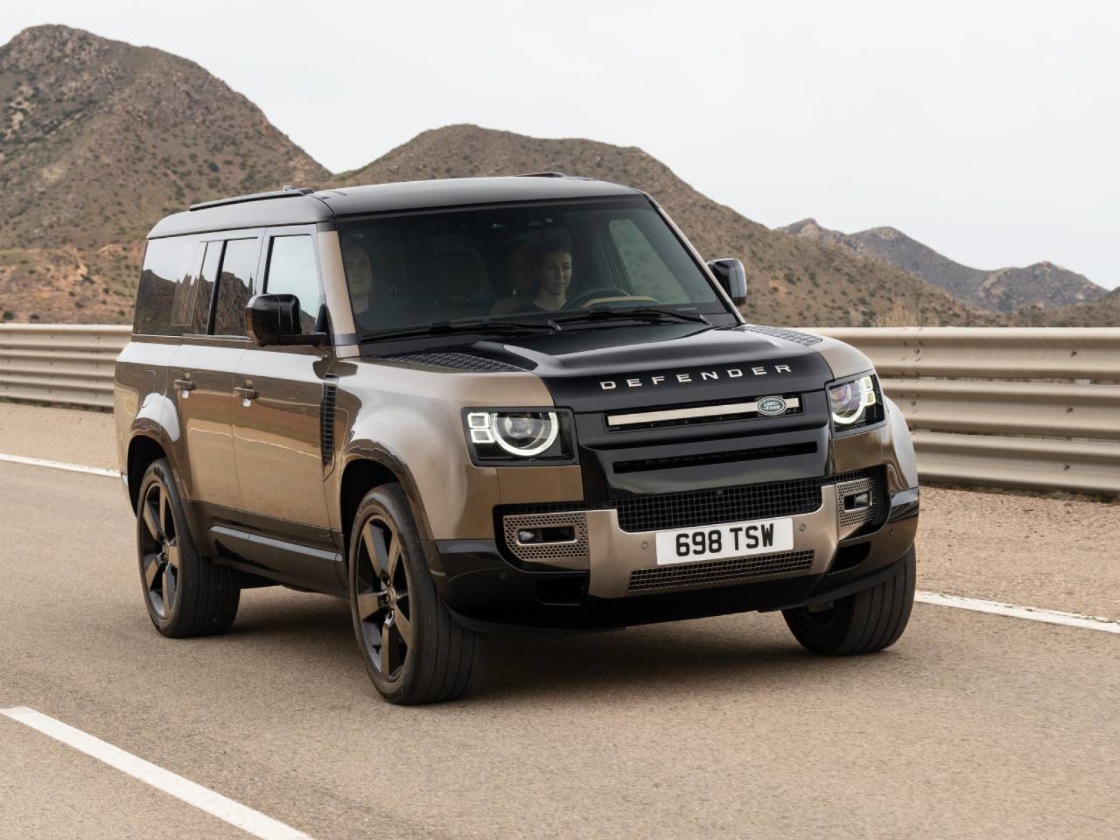 Що оновили в Land Rover Defender 2025 року?