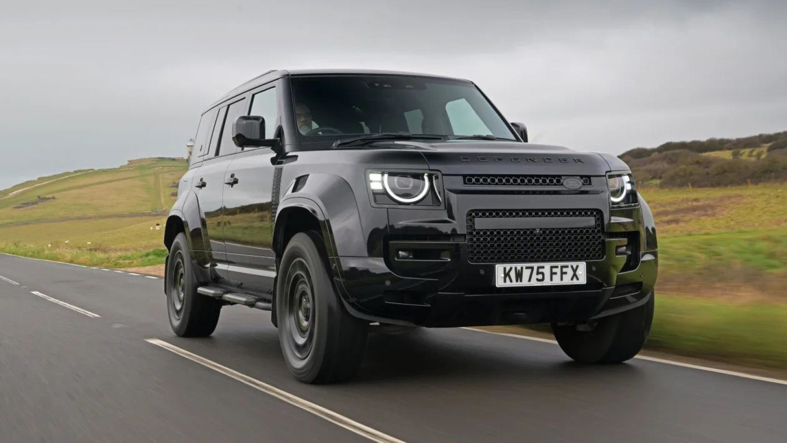 Defender OCTA Black 2026: найагресивніша версія для off-road ентузіастів